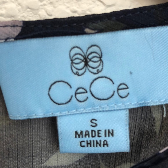 NEW CeCe Bloomsbury Ruffle Floral Blouse S - Picture 4 of 6